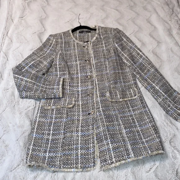 Karl Lagerfeld Paris Tweed long button blazer excellent like new condition 12